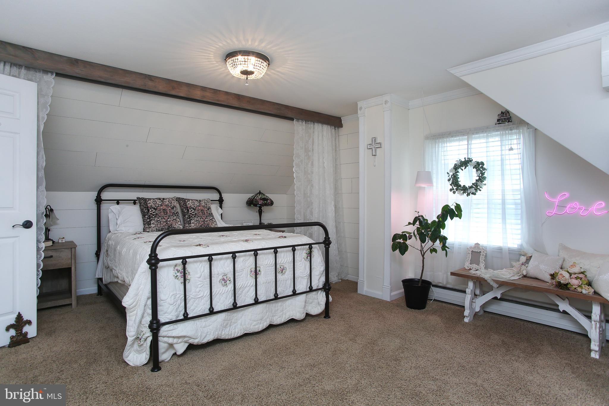 23 Hilltop Road Levittown, PA 19056 - Photo 15 of 26 Gallery Image 15