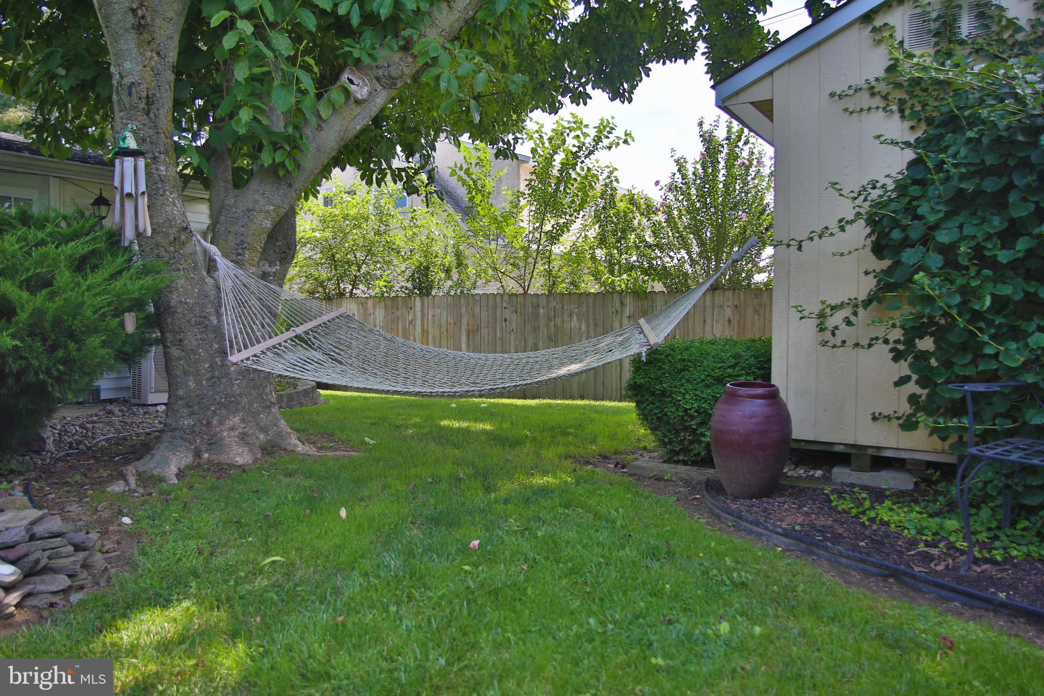 23 Hilltop Road Levittown, PA 19056 - Photo 22 of 26 Gallery Image 22