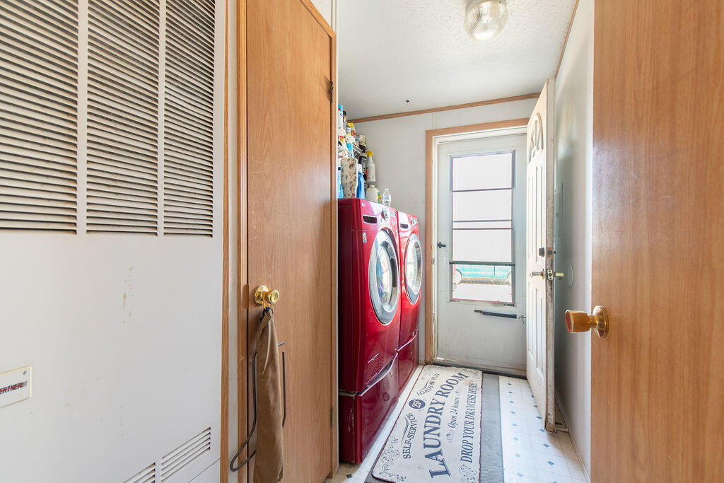 5726 North 1700th Street West Cedar City, UT 84721 - Photo 15 of 49 5726North1700West-11