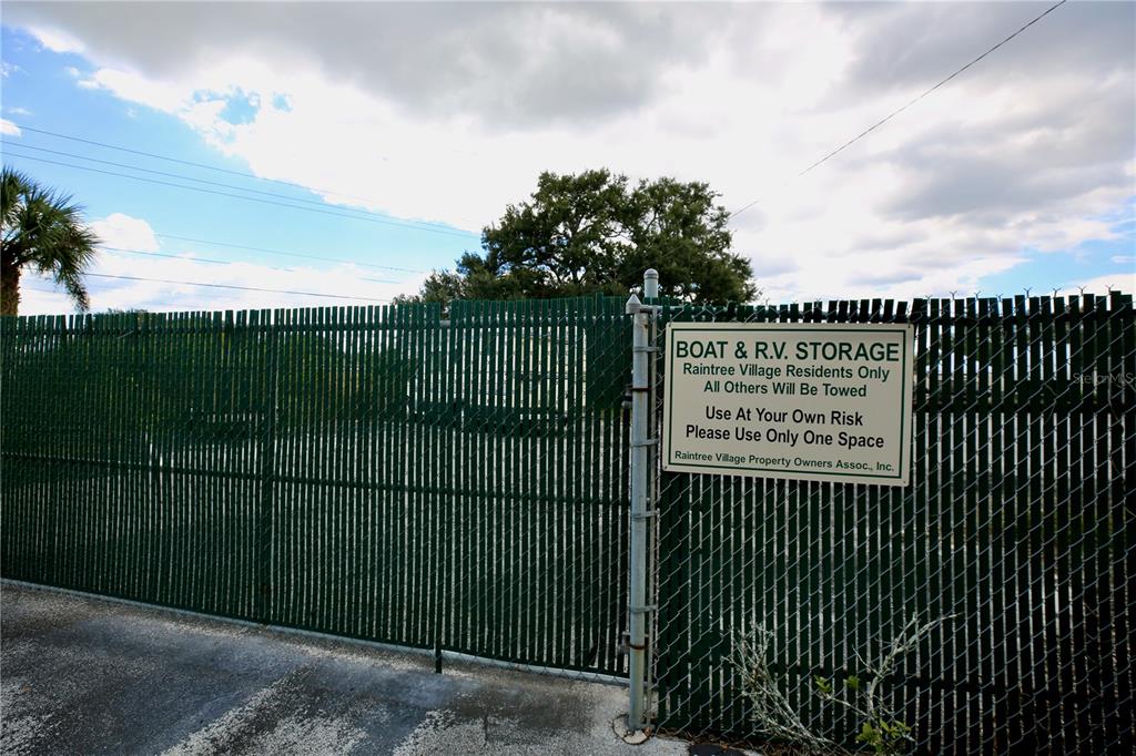 11702 Raintree Village Boulevard, Unit B Temple Terrace, FL 33617 - Photo 34 of 38