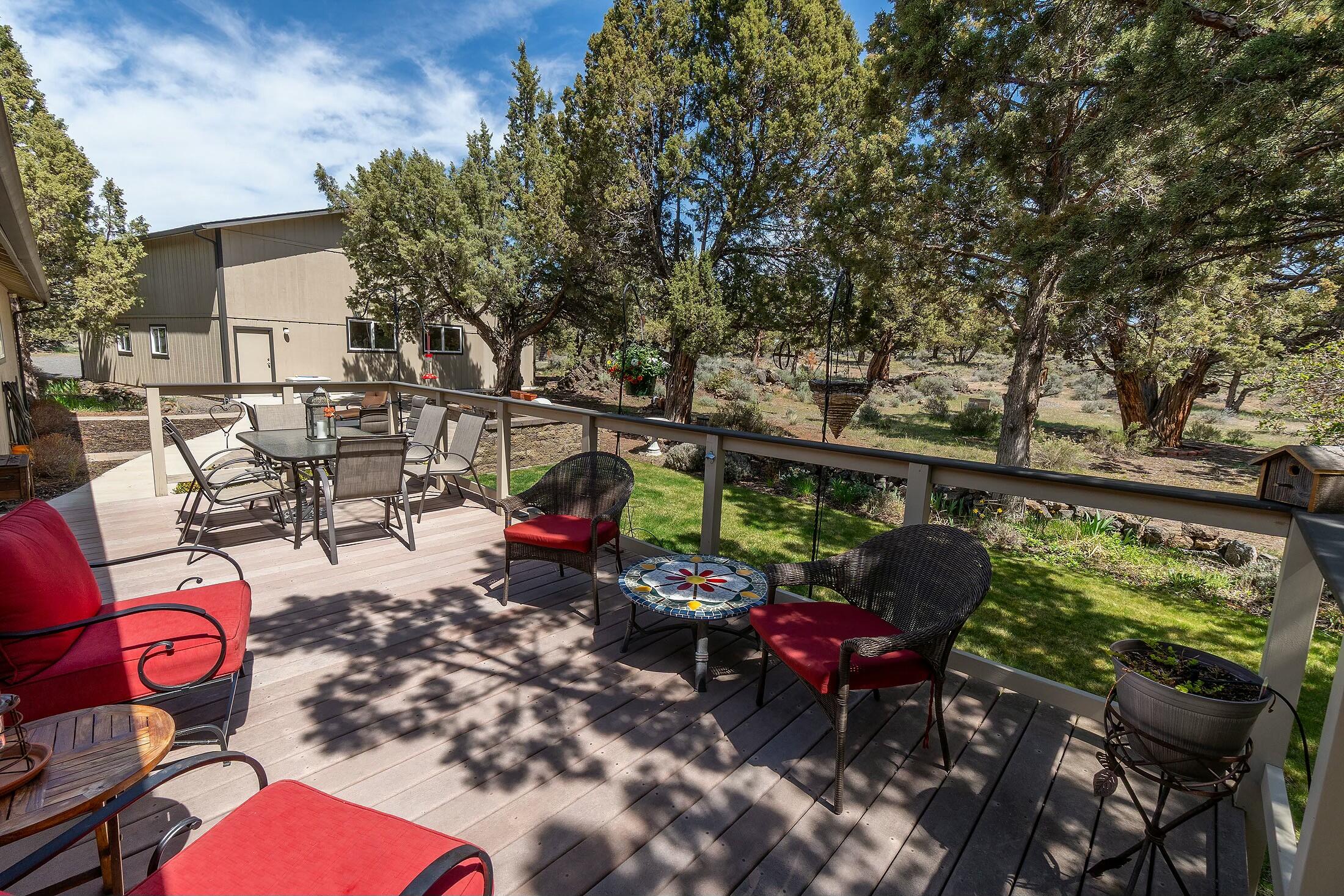 64688 Sylvan Loop Bend, OR 97701 - Photo 18 of 39 tempImagetR7IYA