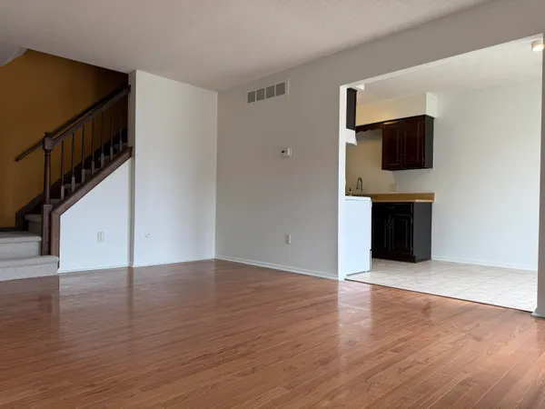 $175,000 | 2884 Roundtree Boulevard, Unit BLDG 16 105, Ypsilanti, MI 48197