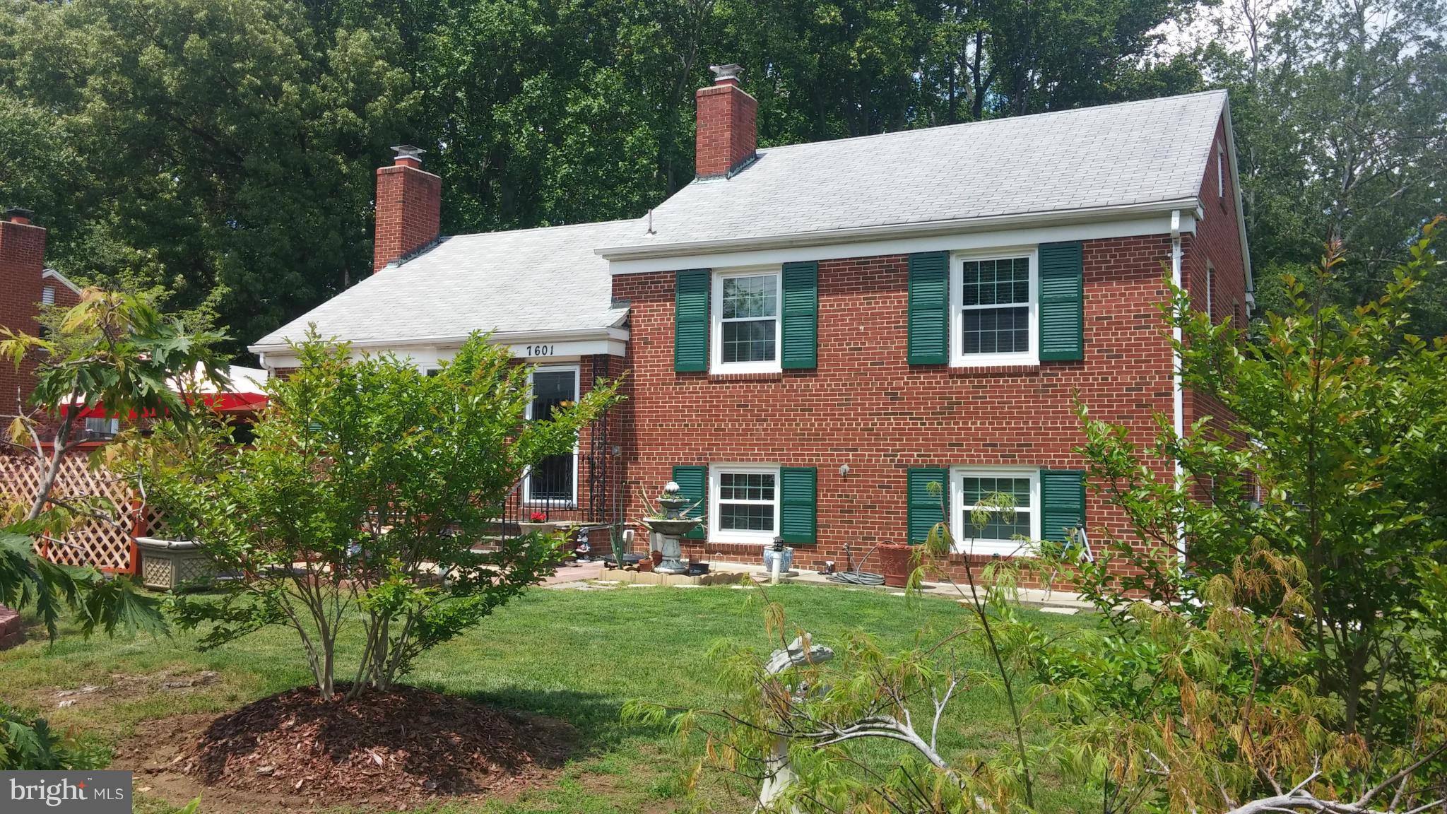7601 Mendota Place Springfield, VA 22150 - Photo 1 of 30 Exterior (Front)