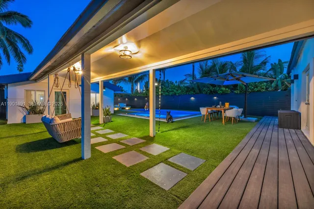 $2,190,000 | 901 Northwest 7th Street, Miami, FL 33136