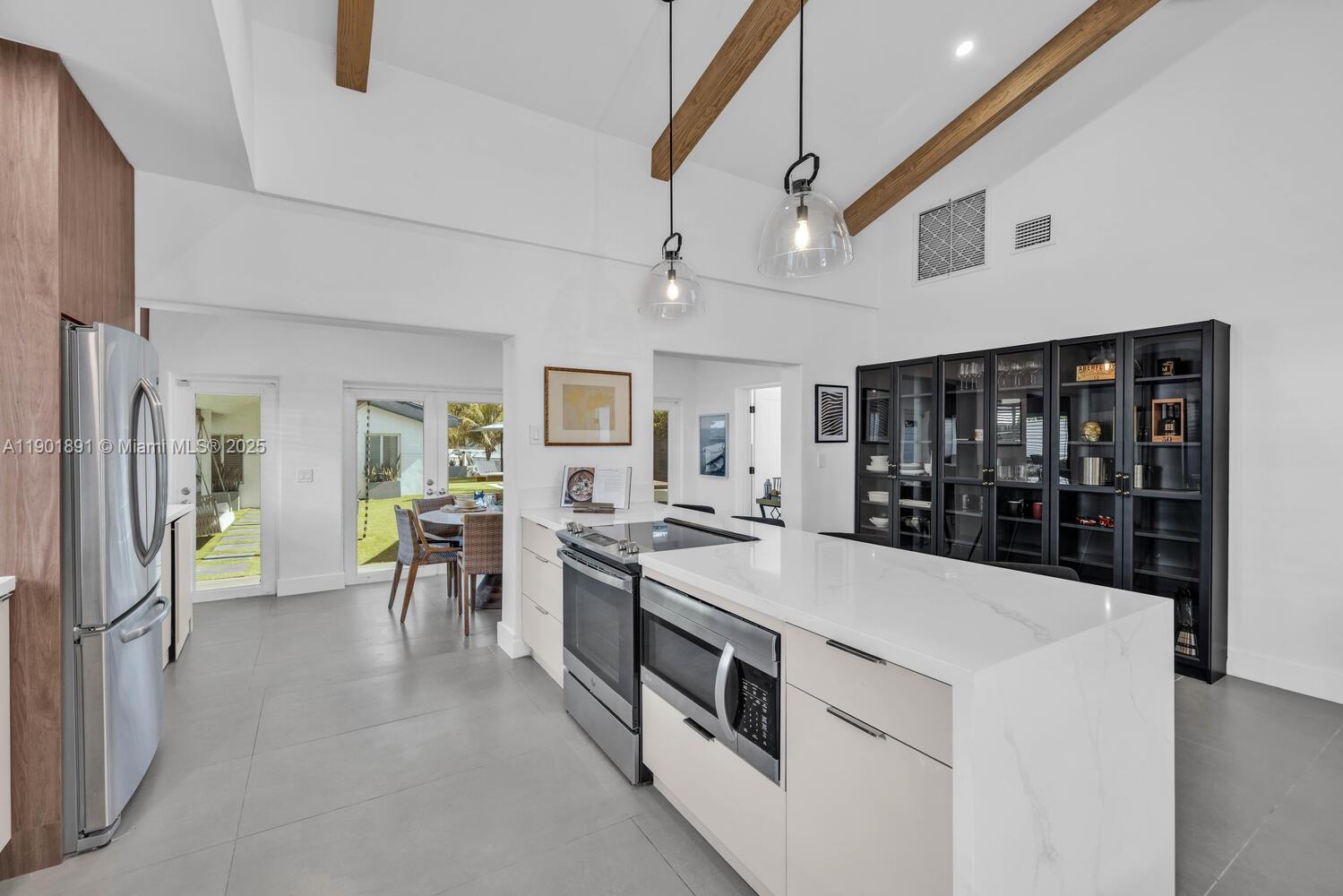 901 Northwest 7th Street Miami, FL 33136 - Photo 17 of 98