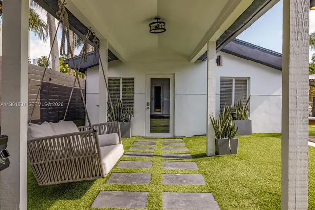 $2,190,000 | 901 Northwest 7th Street, Miami, FL 33136