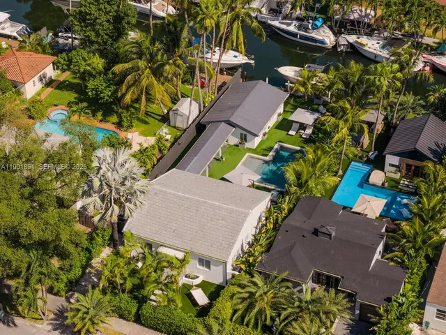 $2,190,000 | 901 Northwest 7th Street, Miami, FL 33136