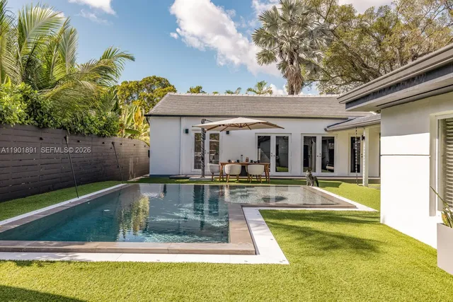 $2,190,000 | 901 Northwest 7th Street, Miami, FL 33136
