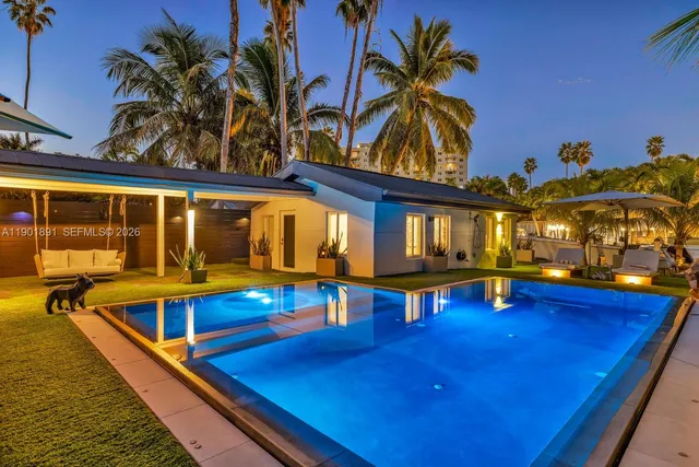 $2,190,000 | 901 Northwest 7th Street, Miami, FL 33136