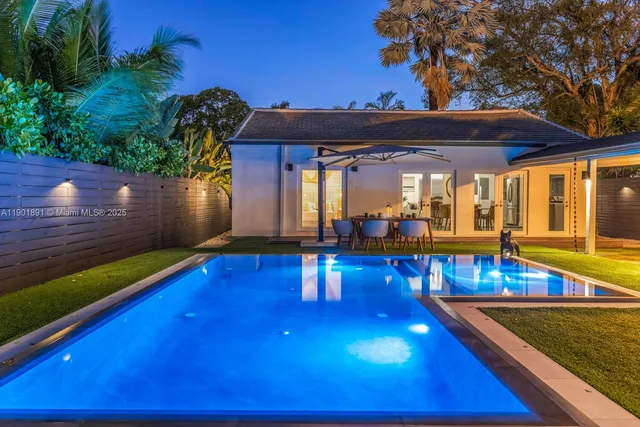 $2,190,000 | 901 Northwest 7th Street, Miami, FL 33136