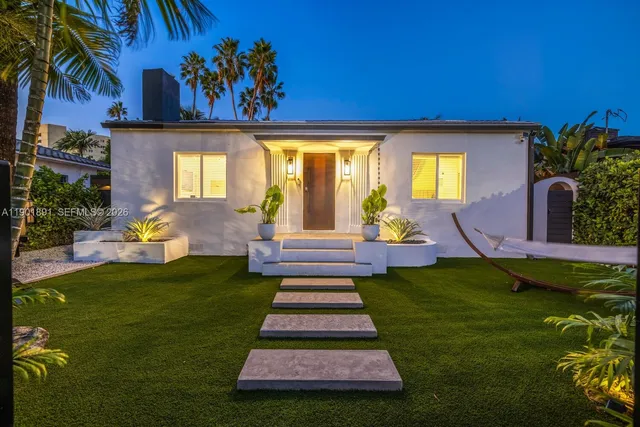 $2,190,000 | 901 Northwest 7th Street, Miami, FL 33136