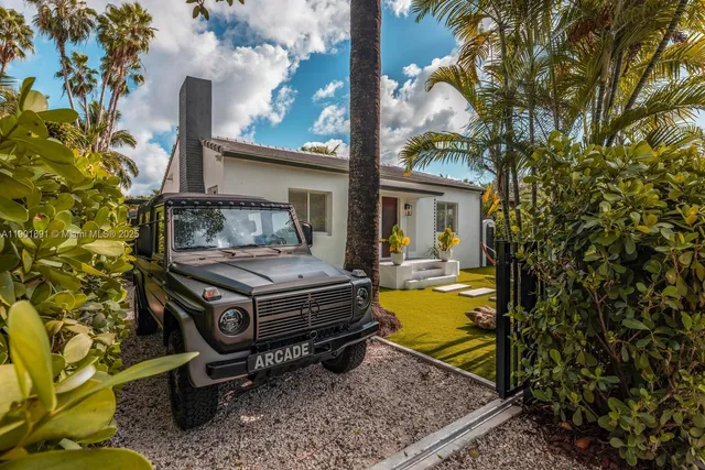 $2,190,000 | 901 Northwest 7th Street, Miami, FL 33136