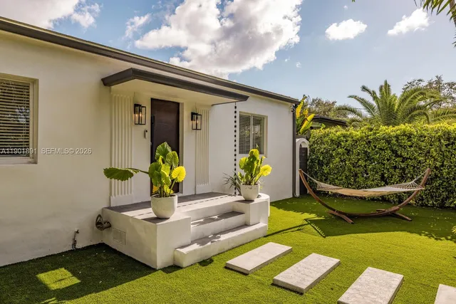 $2,190,000 | 901 Northwest 7th Street, Miami, FL 33136