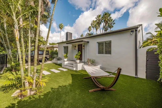 $2,190,000 | 901 Northwest 7th Street, Miami, FL 33136