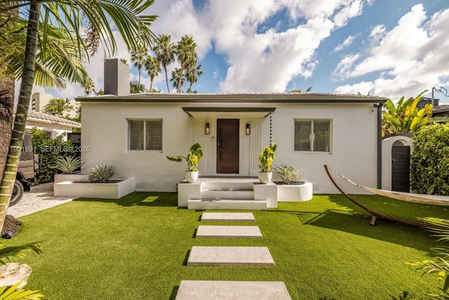 $2,190,000 | 901 Northwest 7th Street, Miami, FL 33136