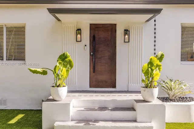 $2,190,000 | 901 Northwest 7th Street, Miami, FL 33136