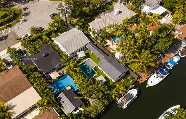 $2,190,000 | 901 Northwest 7th Street, Miami, FL 33136