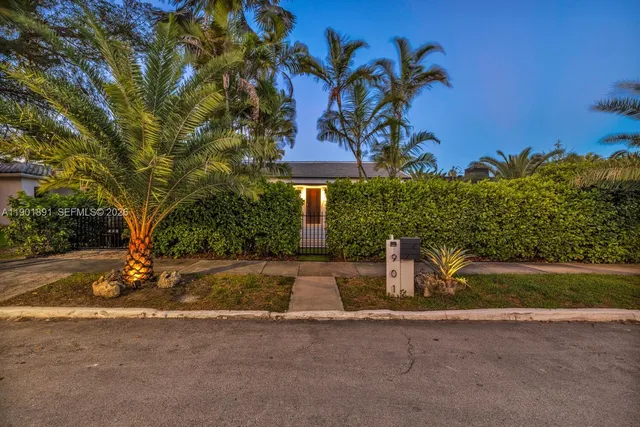 $2,190,000 | 901 Northwest 7th Street, Miami, FL 33136