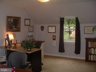 124 Fennerton Road Paoli, PA 19301 - Photo 5 of 6 Gallery Image 5