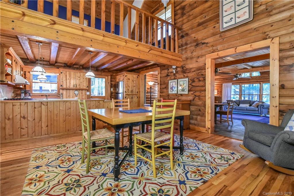 188 Davidson Road Swannanoa, NC 28778 - Photo 11 of 36 Gallery Image 11