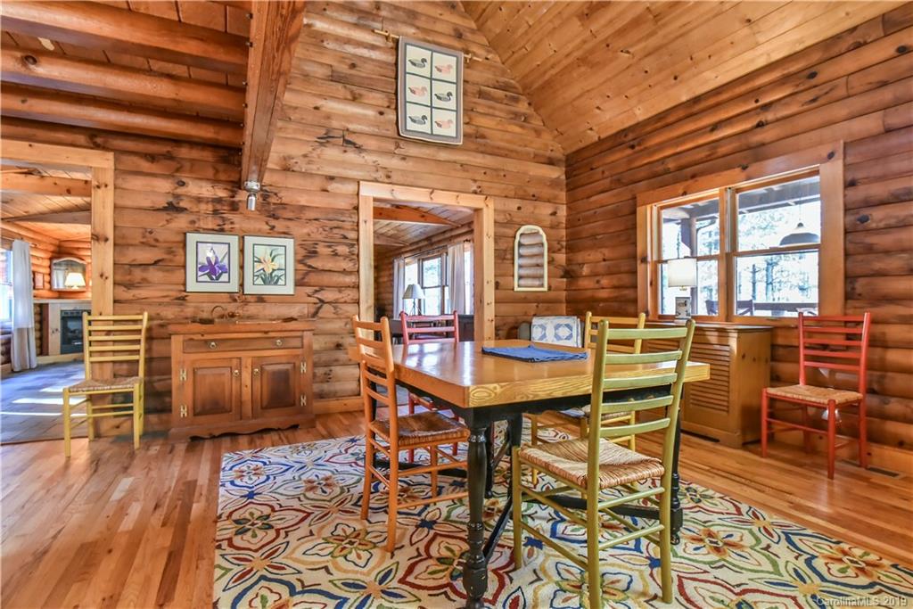 188 Davidson Road Swannanoa, NC 28778 - Photo 15 of 36 Gallery Image 15