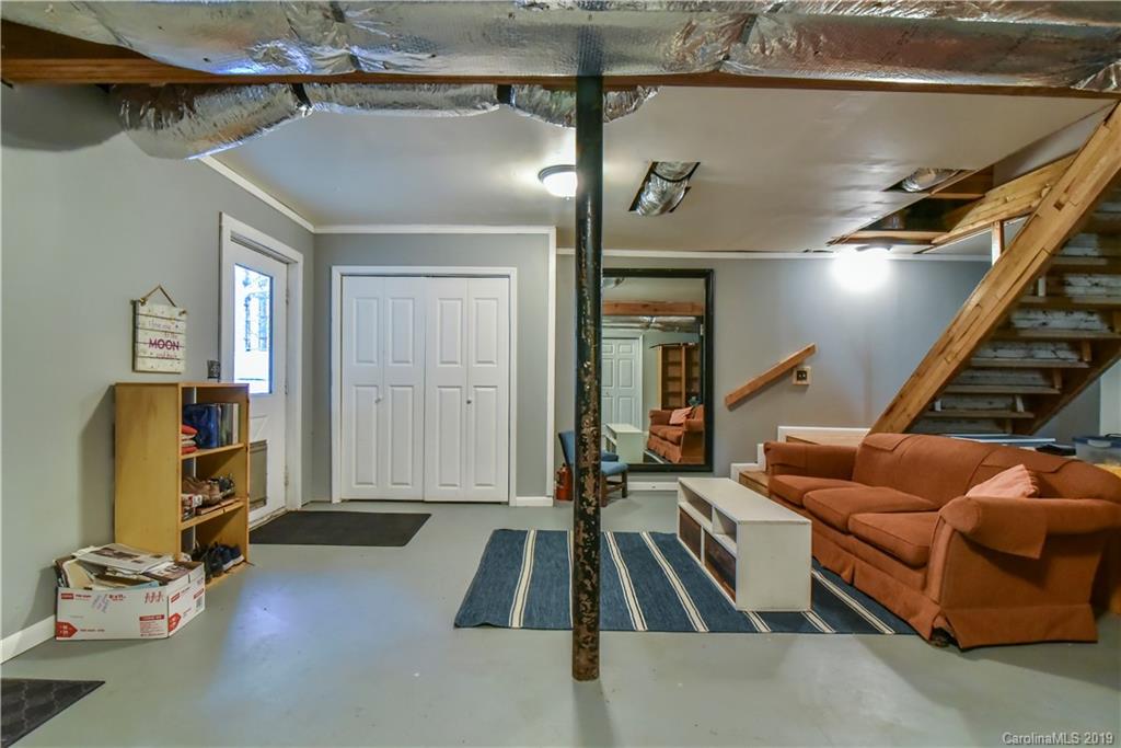 188 Davidson Road Swannanoa, NC 28778 - Photo 28 of 36 Gallery Image 28