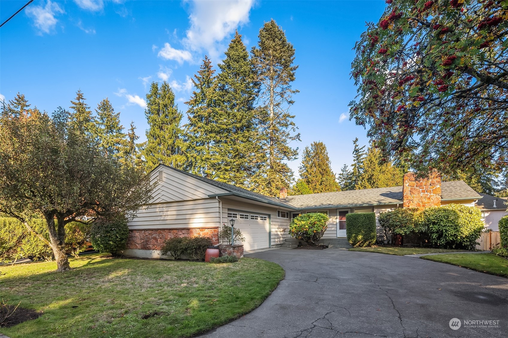 1834 North 183rd Street Shoreline, WA 98133 - Photo 1 of 40 a house view with a garden space