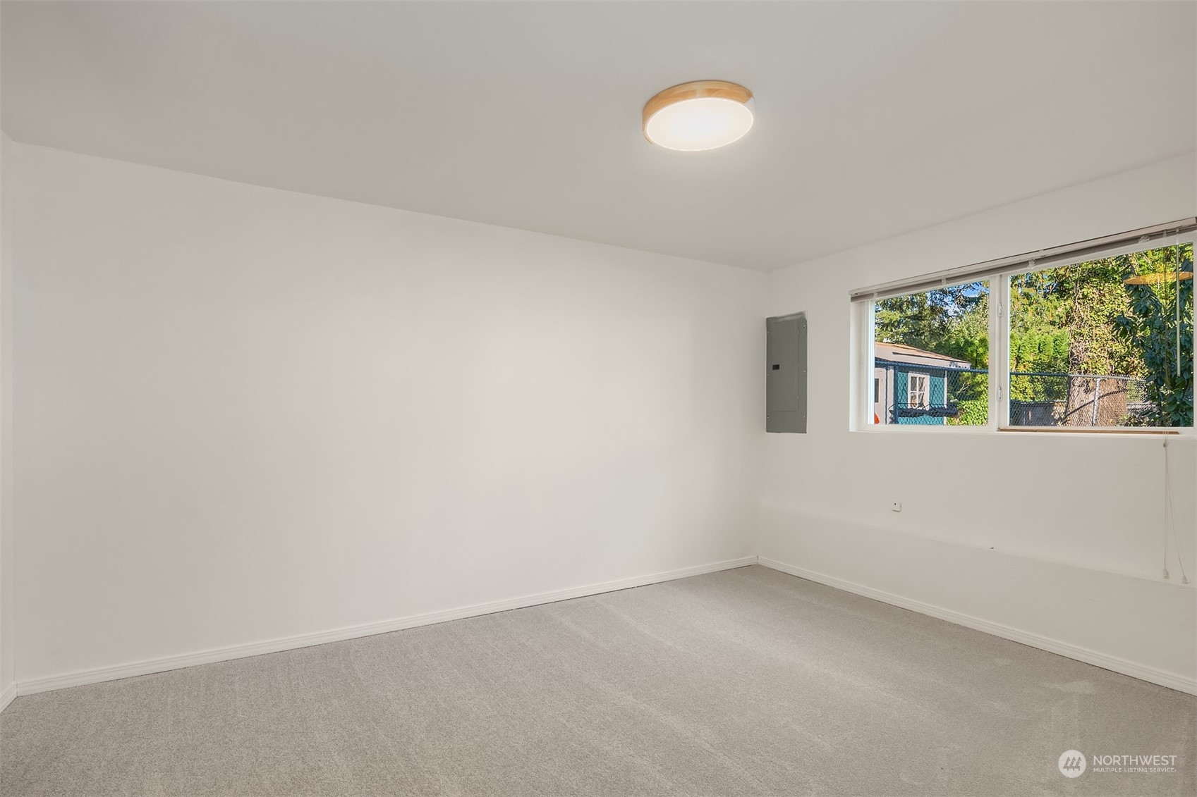 1834 North 183rd Street Shoreline, WA 98133 - Photo 31 of 40 a view of empty room