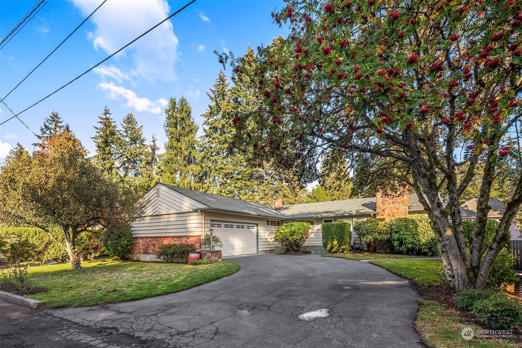 1834 North 183rd Street Shoreline, WA 98133 - Photo 40 of 40 a front view of a house with a garden