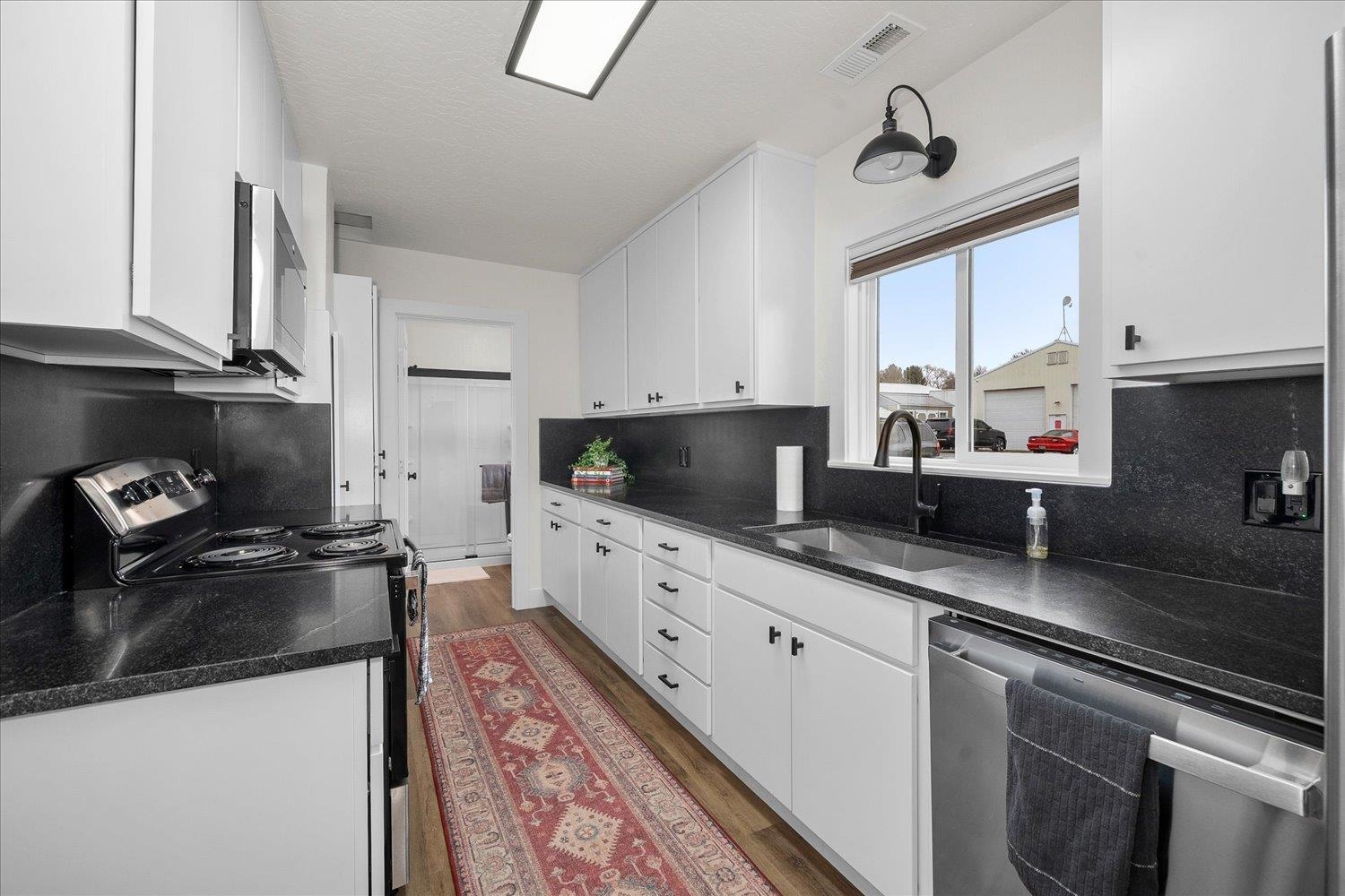 4018 North Argonne Road Spokane, WA 99212 - Photo 13 of 47