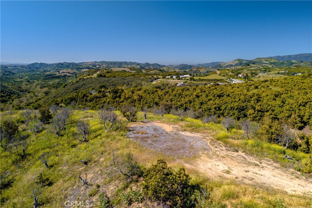 22103 Carancho Road Temecula, CA 92590 - Photo 19 of 27