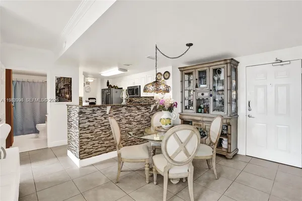 a view of a livingroom with furniture