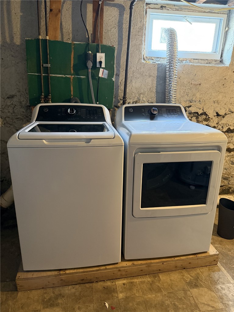 199 Morris Avenue, Unit 2 Pawtucket, RI 02860 - Photo 6 of 11