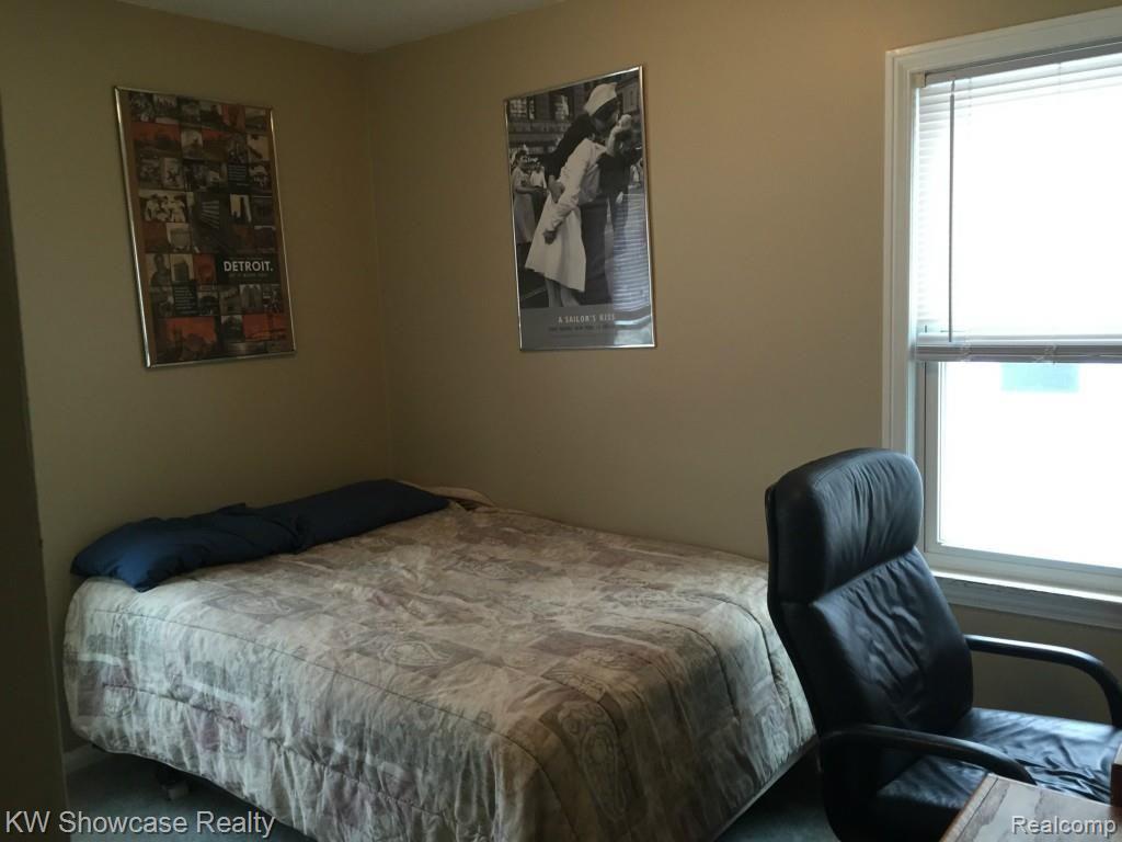 2056 Harvard Road Berkley, MI 48072 - Photo 31 of 45 photo 16a.jpg