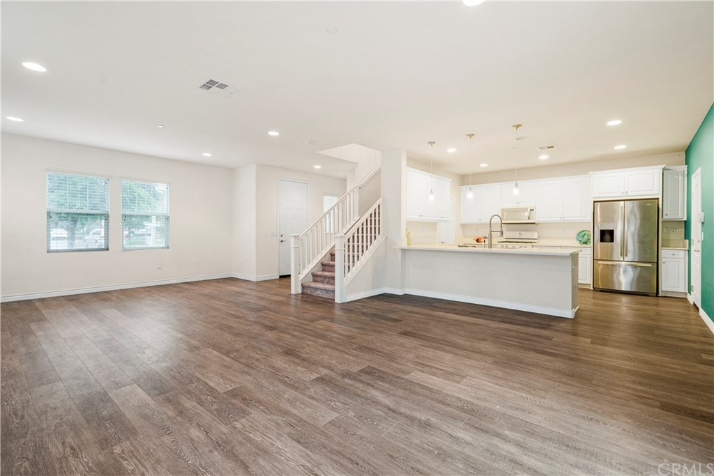 16004 Condor Avenue Chino, CA 91708 - Photo 3 of 21