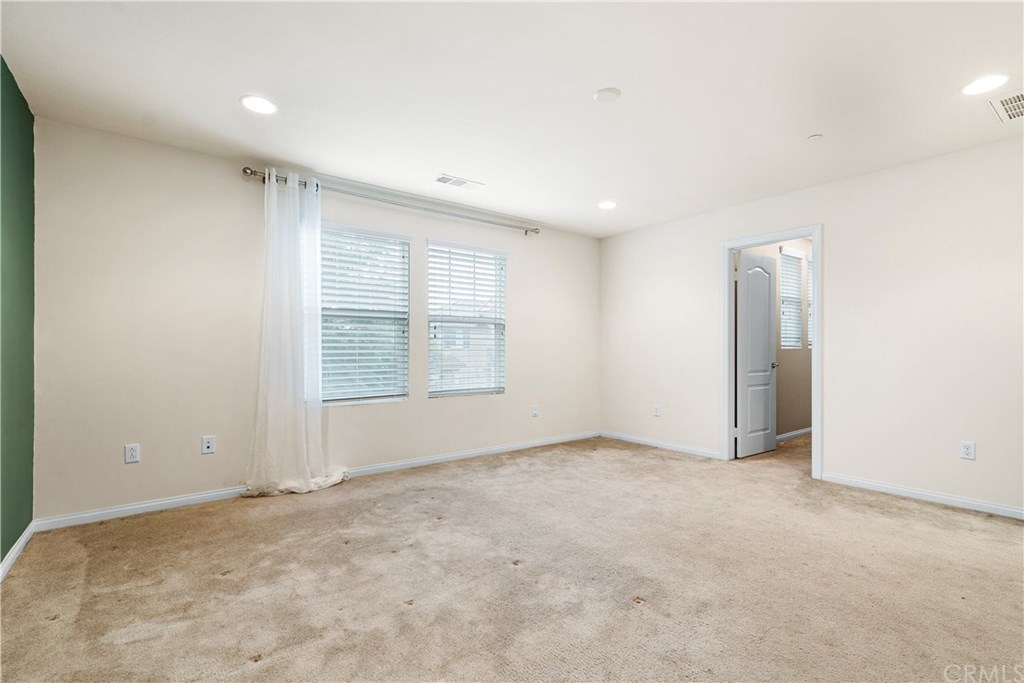 16004 Condor Avenue Chino, CA 91708 - Photo 10 of 21