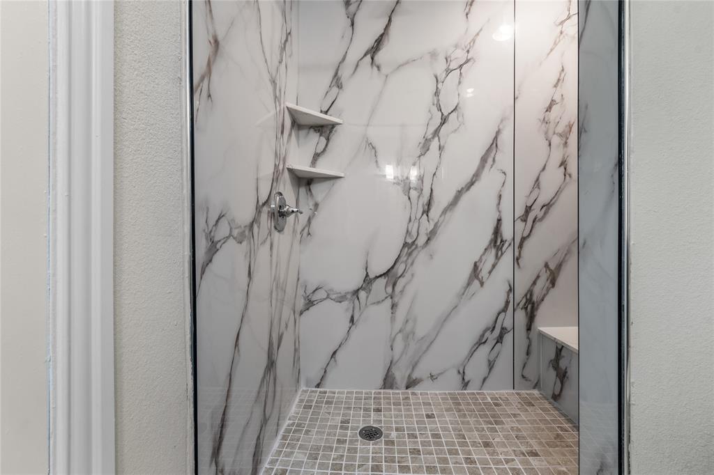 5826 Overlook Drive Dallas, TX 75227 - Photo 14 of 26