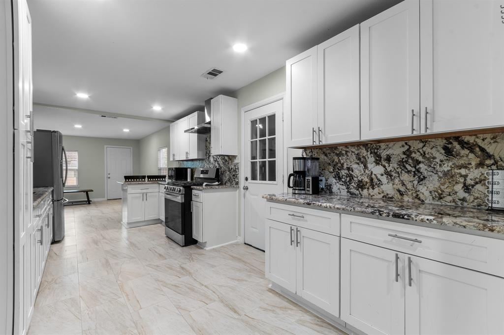 5826 Overlook Drive Dallas, TX 75227 - Photo 6 of 26