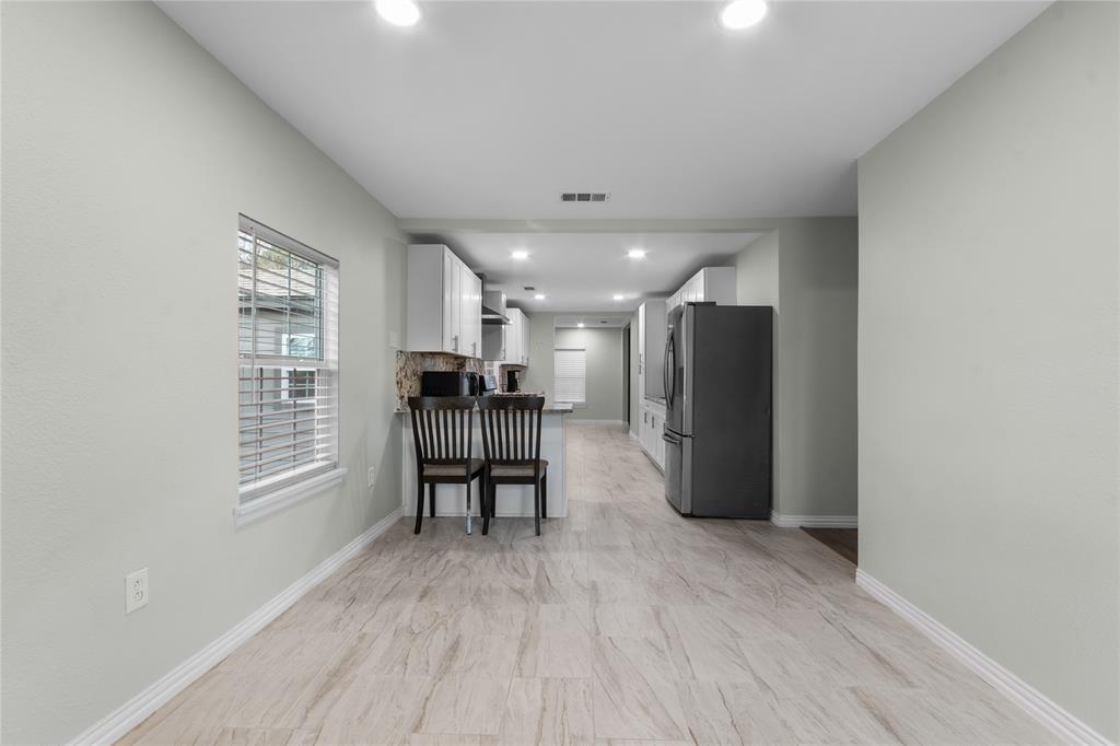 5826 Overlook Drive Dallas, TX 75227 - Photo 8 of 26