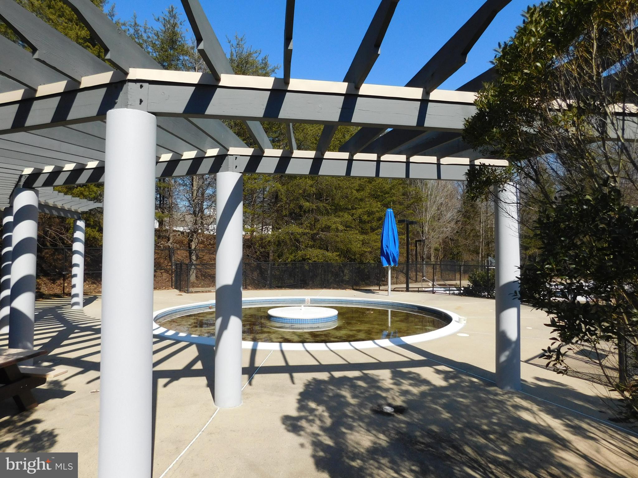 1575 Church Hill Place, Unit 1575 Reston, VA 20194 - Photo 24 of 31 North Hills pool