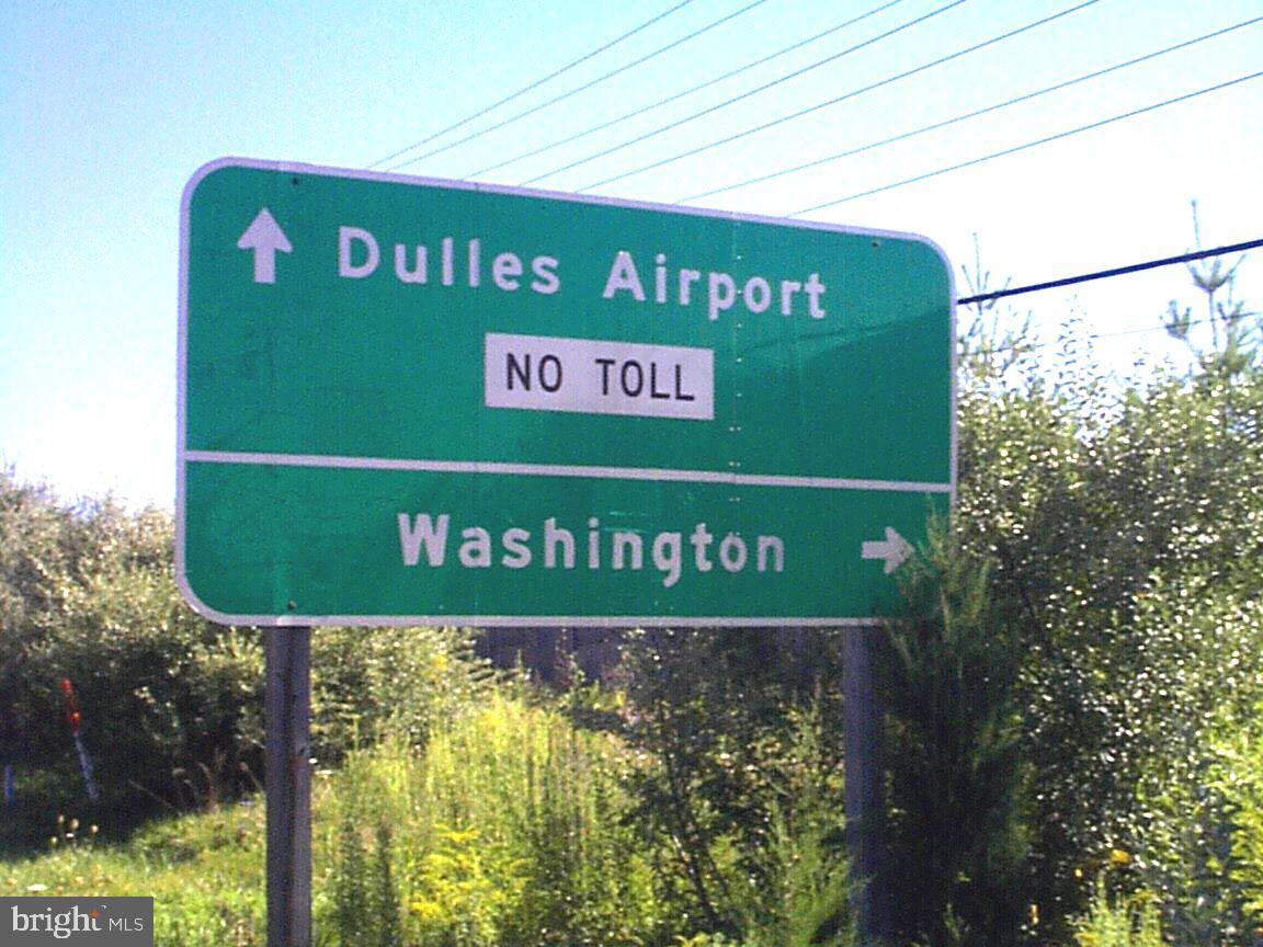 1575 Church Hill Place, Unit 1575 Reston, VA 20194 - Photo 29 of 31 Dulles Airport/toll road - 2.2 miles