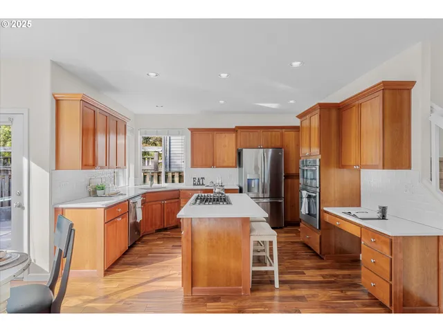 $725,000 | 7360 Southwest Bouchaine Court, Wilsonville, OR 97070