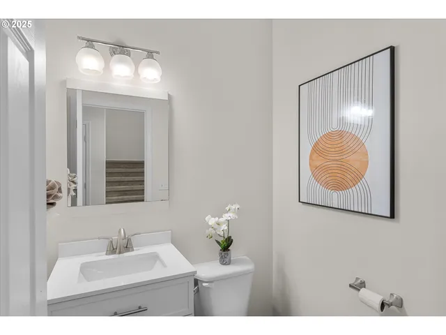 $725,000 | 7360 Southwest Bouchaine Court, Wilsonville, OR 97070