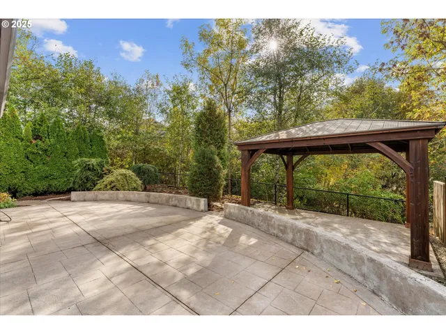 $725,000 | 7360 Southwest Bouchaine Court, Wilsonville, OR 97070