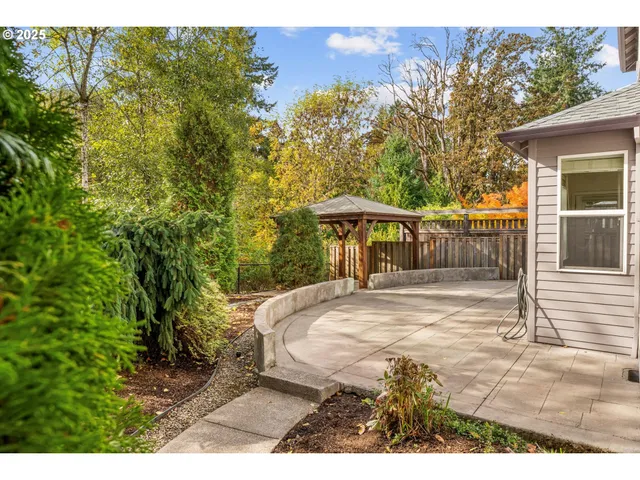$725,000 | 7360 Southwest Bouchaine Court, Wilsonville, OR 97070