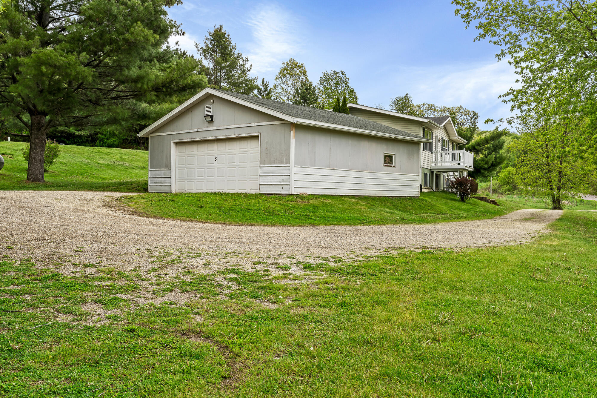 N28504 Bradley Road Preston, WI 54616 - Photo 18 of 30 Detached 2.5 Car Garage