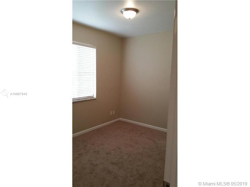 95 Southwest 15th Road, Unit 95 Homestead, FL 33030 - Photo 4 of 8