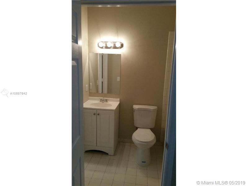 95 Southwest 15th Road, Unit 95 Homestead, FL 33030 - Photo 5 of 8