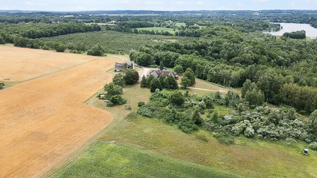 $275,000 | 3604 West Lever Road, Hart, MI 49420