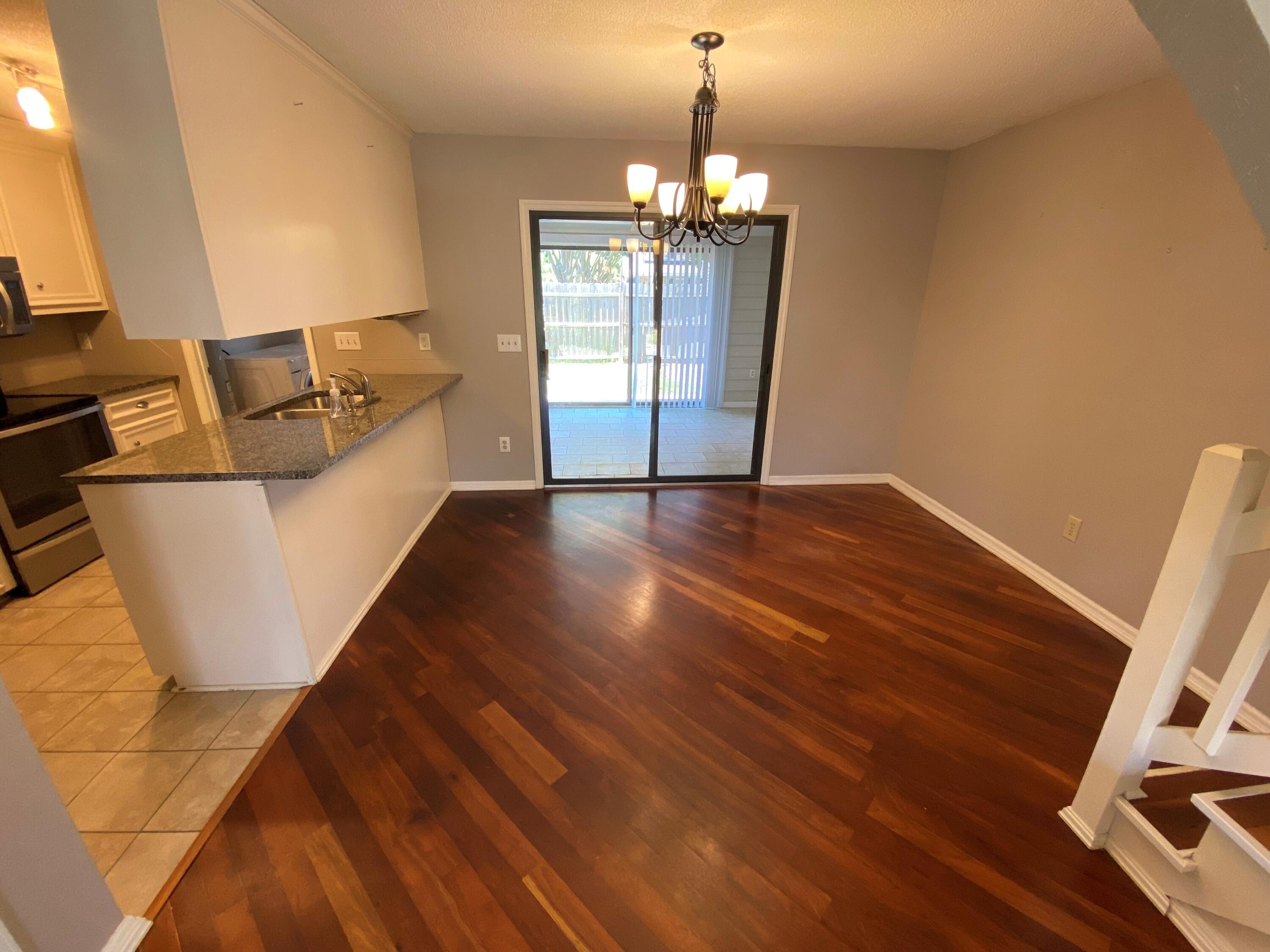 985 Bay Tree Circle, Unit C Mount Pleasant, SC 29464 - Photo 6 of 25 7